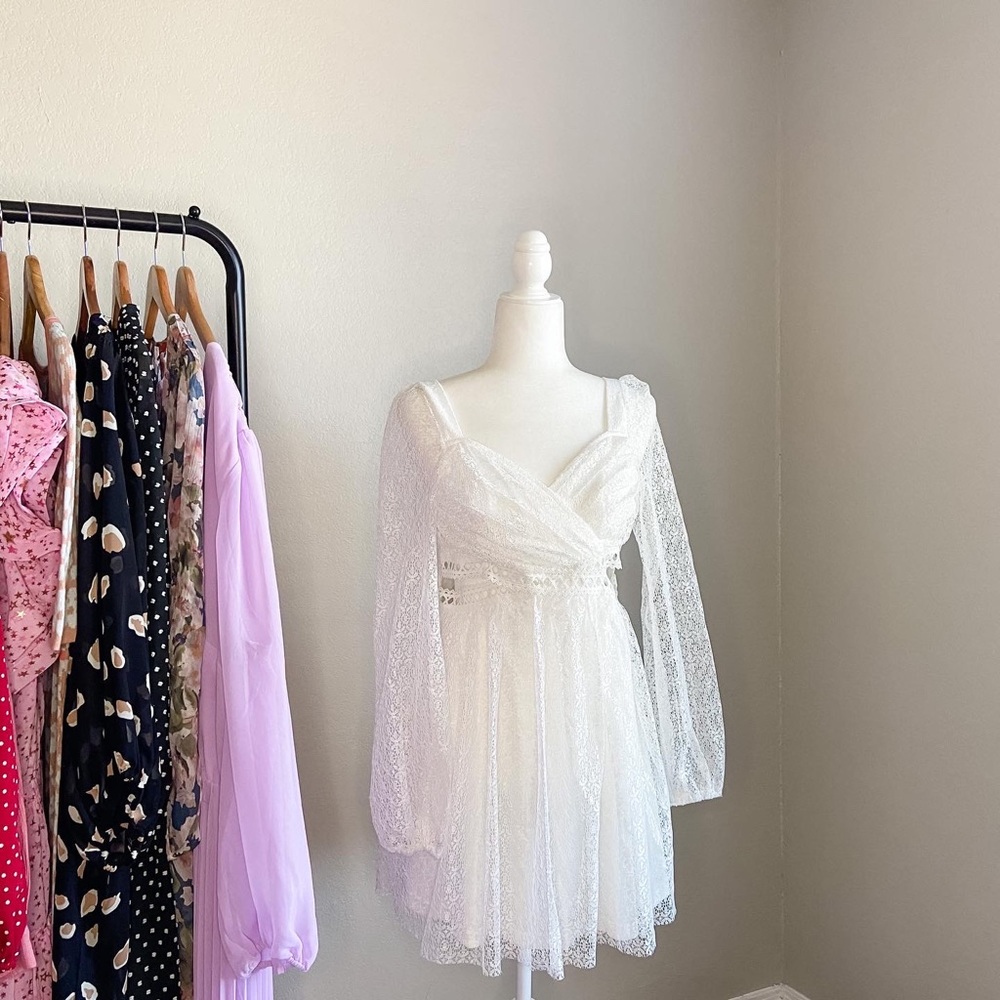 Large | Cut Out Lace Dress